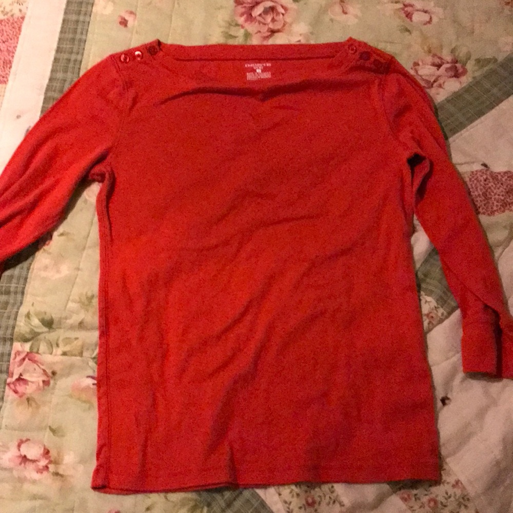 Jones New York sport red long sleeve with buttons